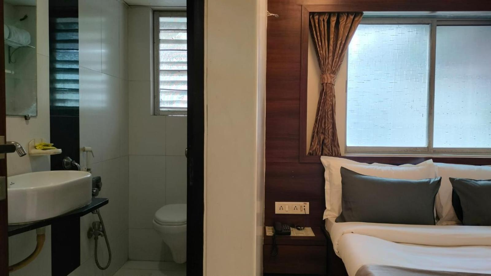 Hotel Sai Nidhi Executive-Mindspace Airoli Νάβι Μουμπάι Εξωτερικό φωτογραφία