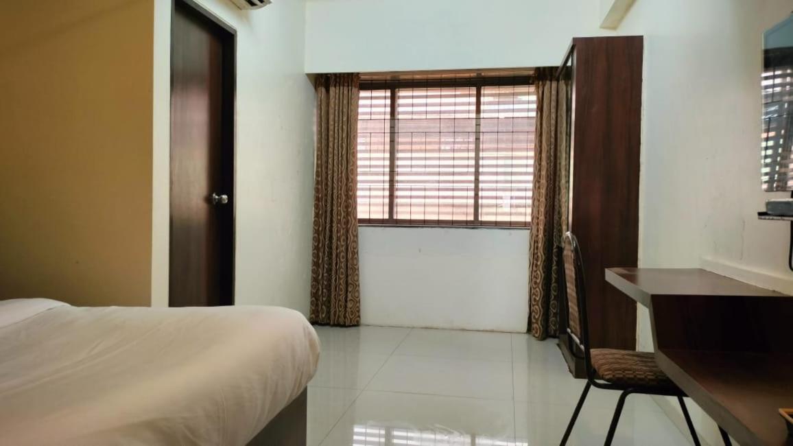 Hotel Sai Nidhi Executive-Mindspace Airoli Νάβι Μουμπάι Εξωτερικό φωτογραφία